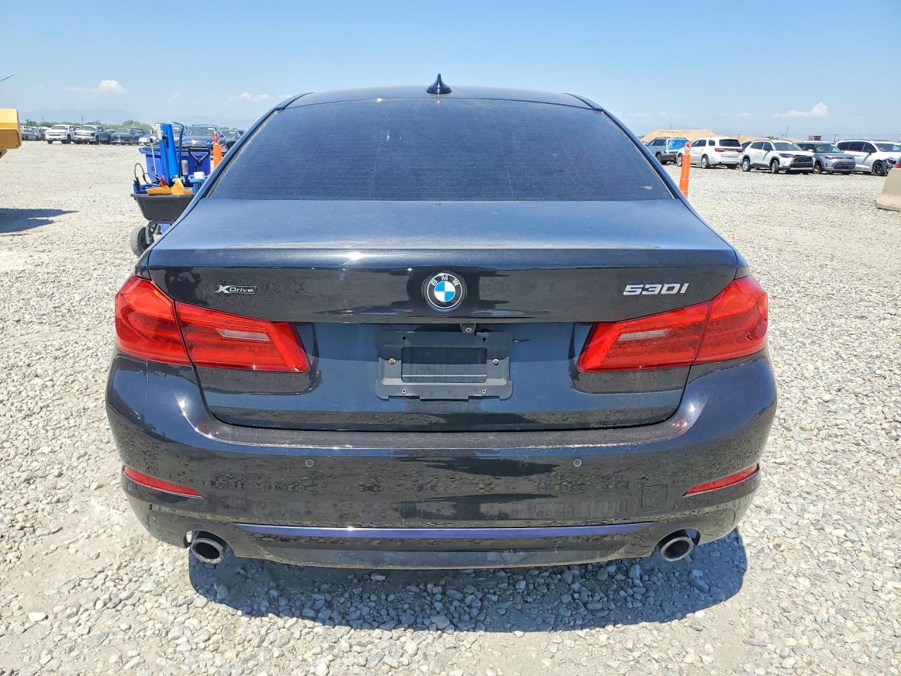 2017 BMW Seria 5 530i - zdjęcie 6