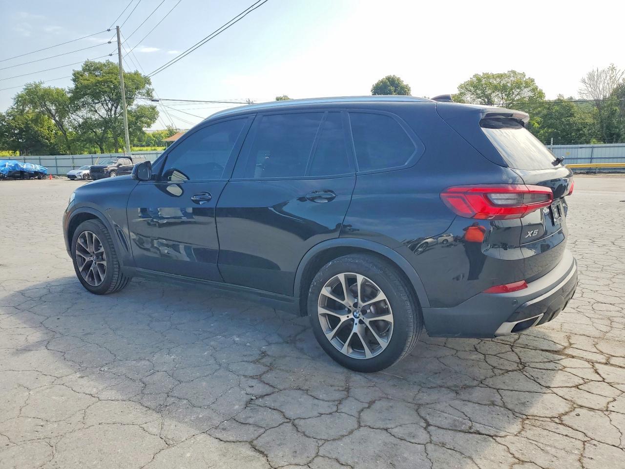 2020 BMW X5 Sdrive 40I - zdjęcie 2