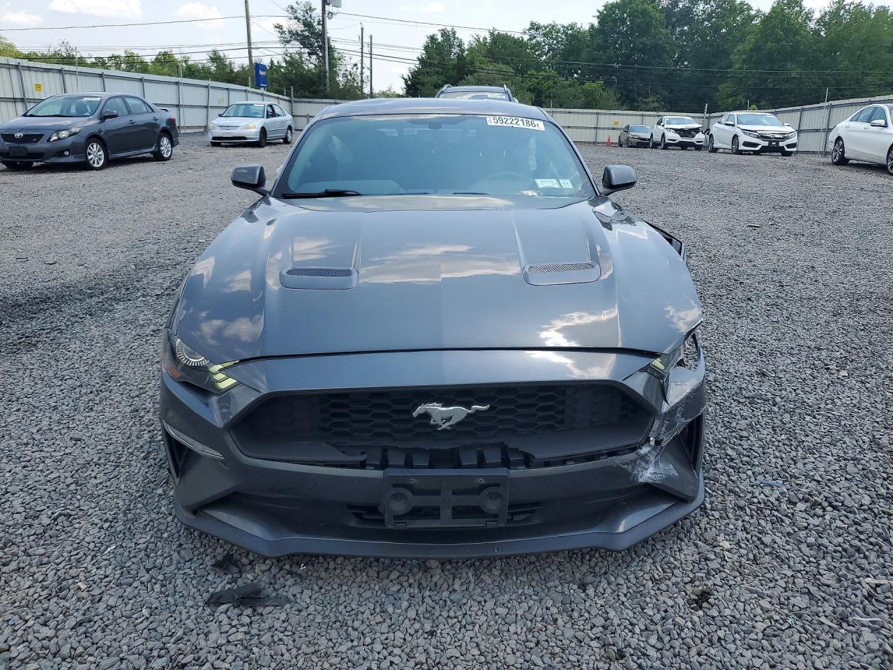 2019 Ford Mustang - zdjęcie 5