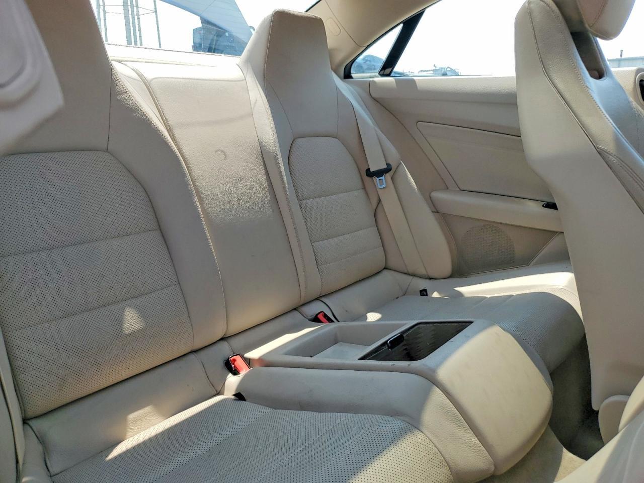 2014 Mercedes-Benz E 350 4Matic - zdjęcie 10