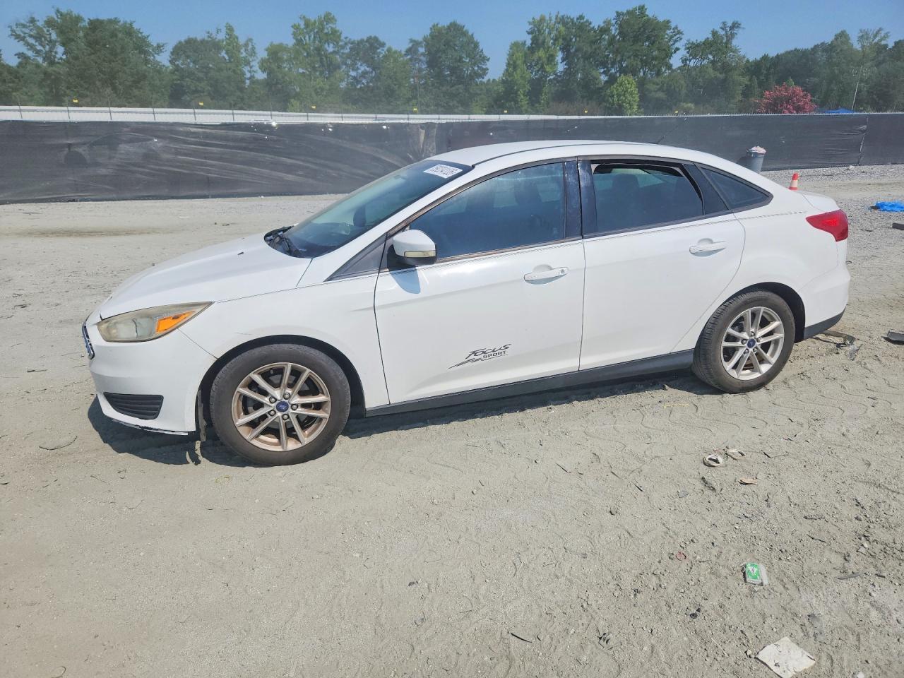 2015 Ford Focus Se - zdjęcie główne