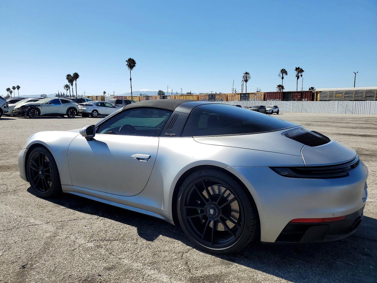 2024 Porsche 911 Targa 4S/Targa 4 Gts/50 Years - zdjęcie 2