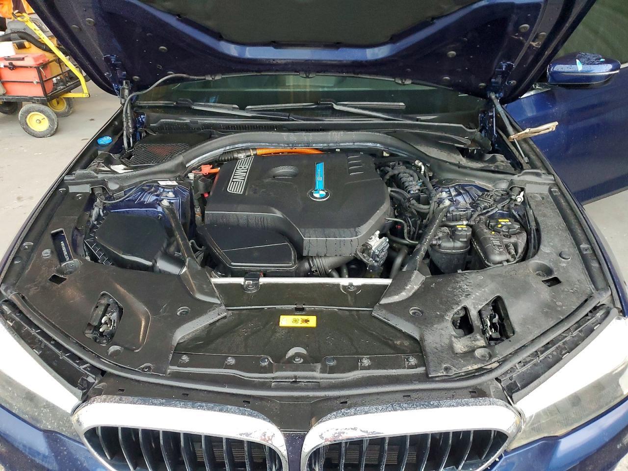 2018 BMW 530E - zdjęcie 11