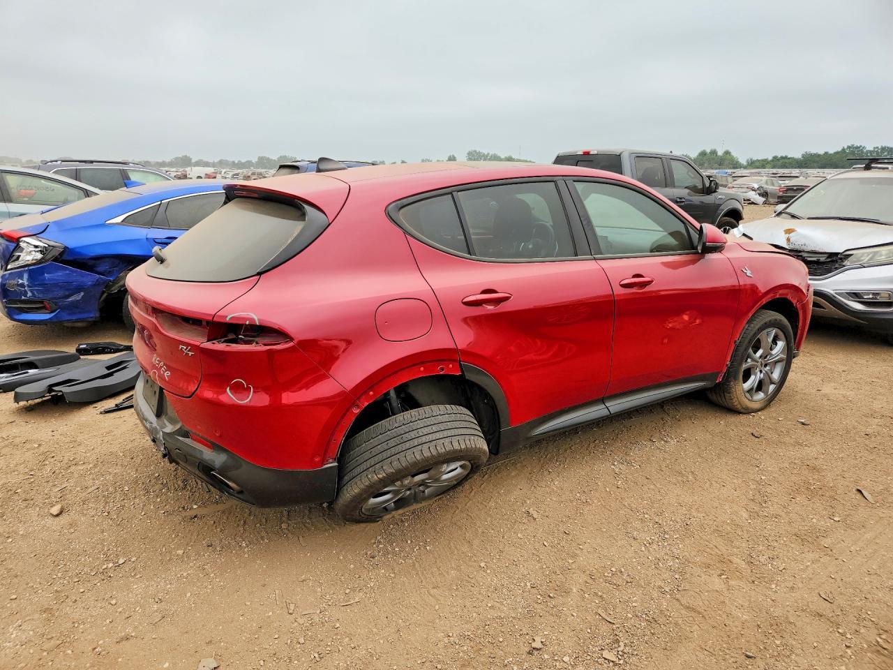 2024 Dodge Hornet R/T Plus - zdjęcie 3