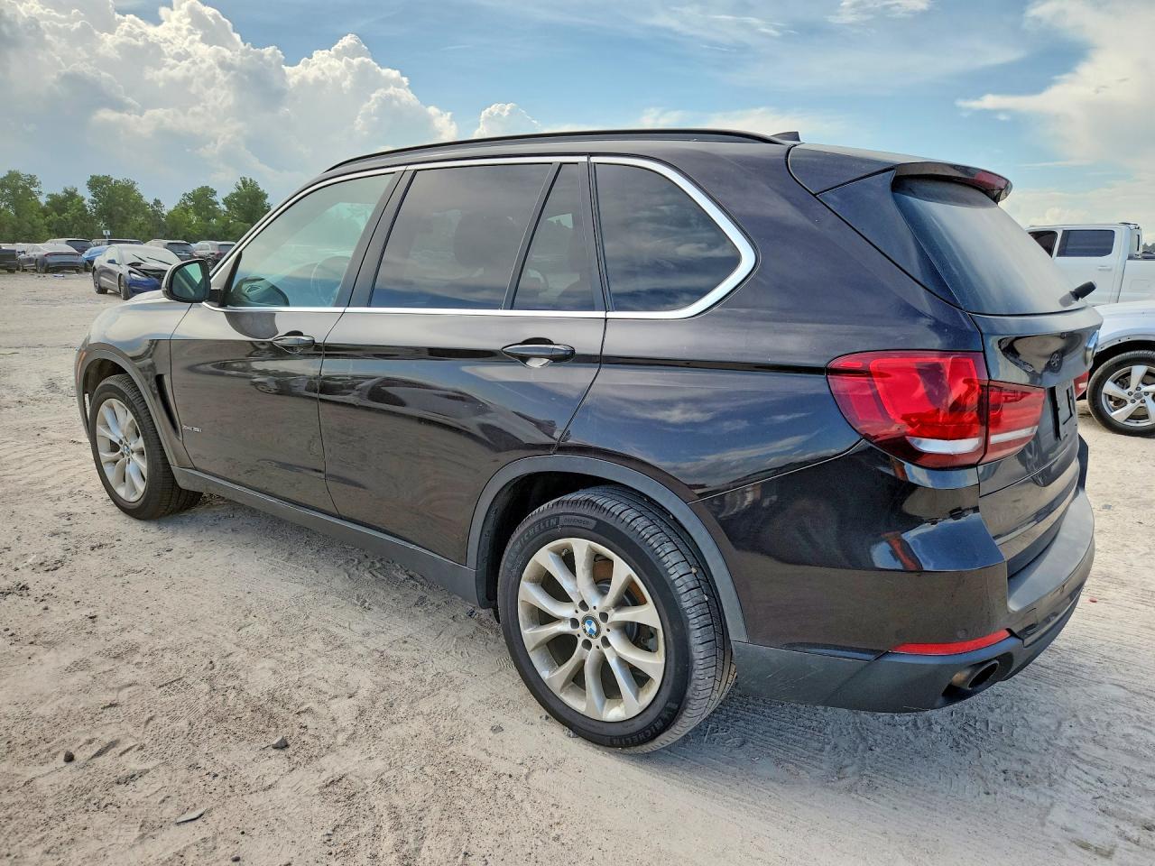2016 BMW X5 xDrive35I - zdjęcie 2