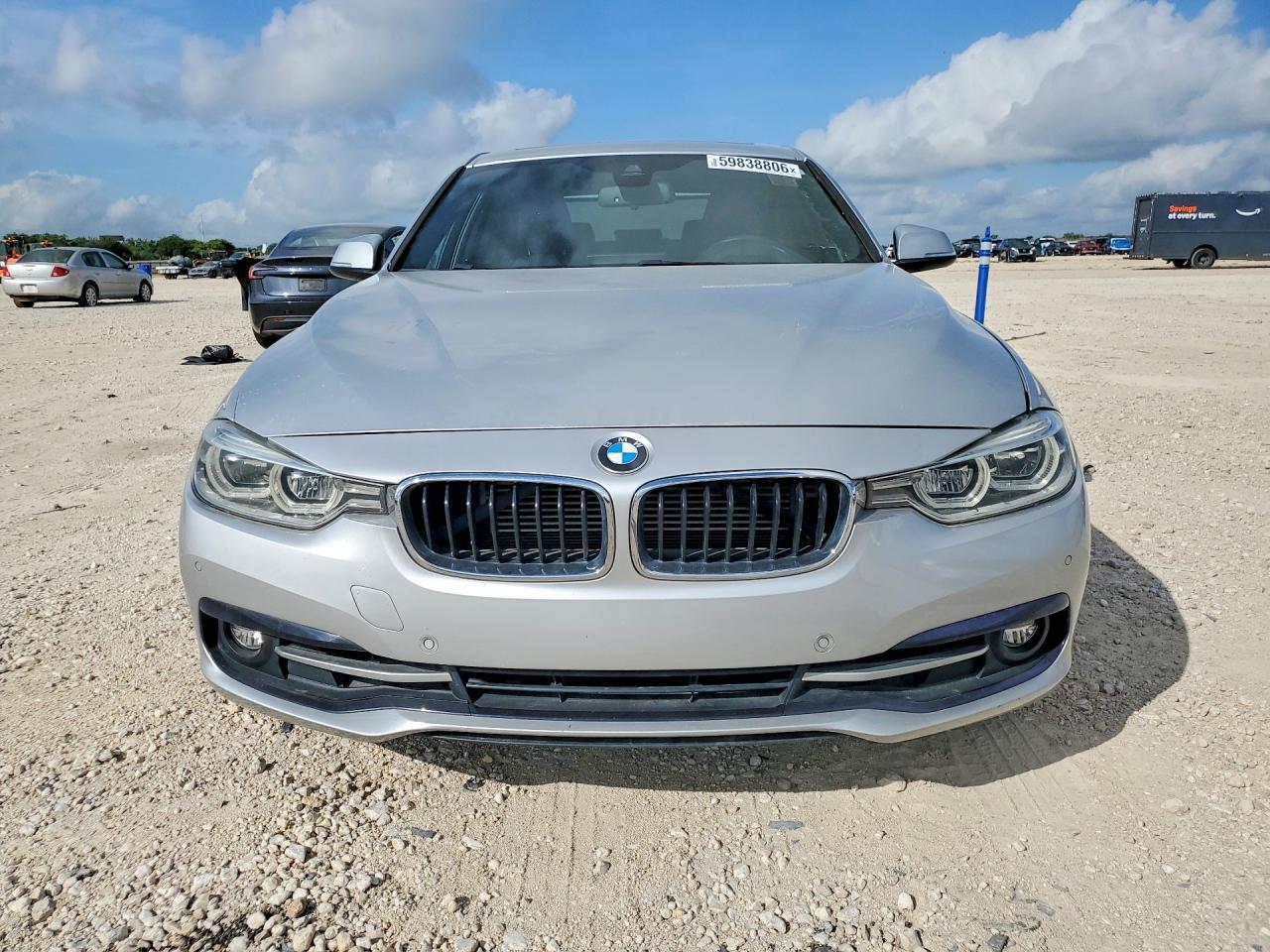 2017 BMW 330E - zdjęcie 5