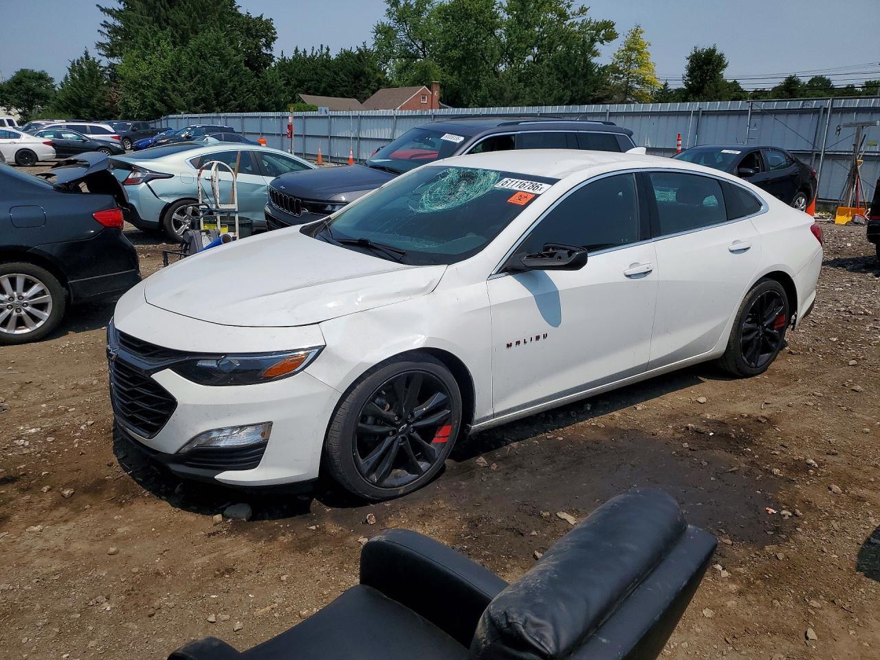 2021 Chevrolet Malibu Lt - zdjęcie główne