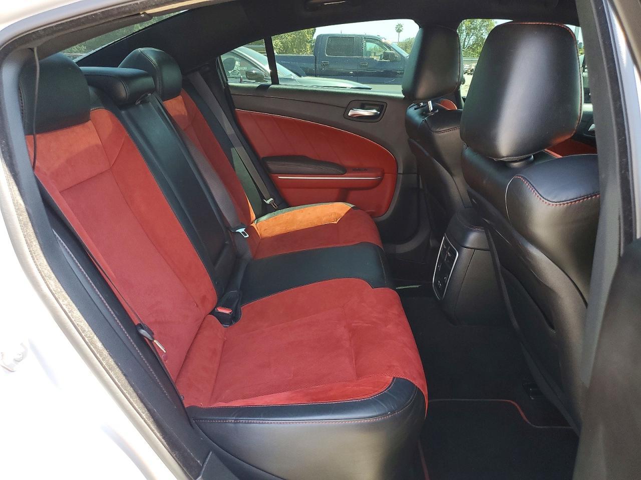 2022 Dodge Charger Scat Pack - zdjęcie 10