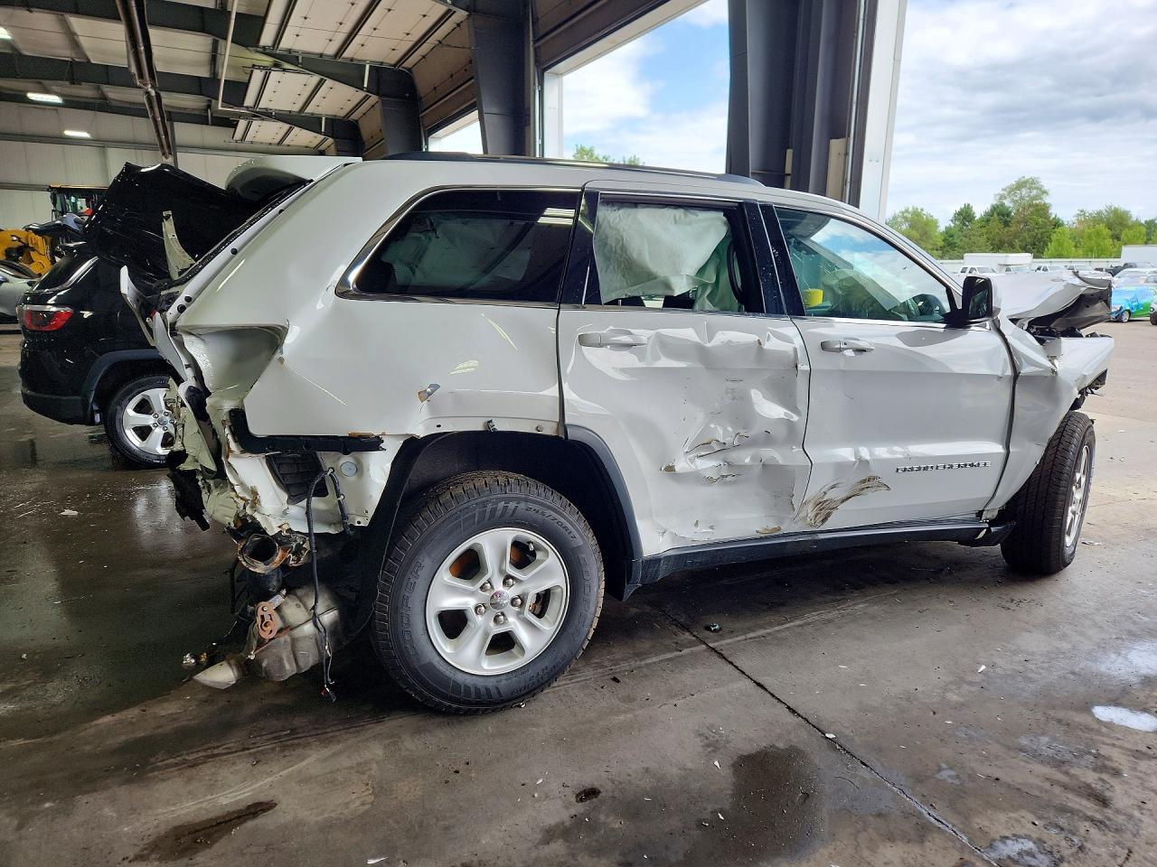 2016 Jeep Grand Cherokee Laredo - zdjęcie 3