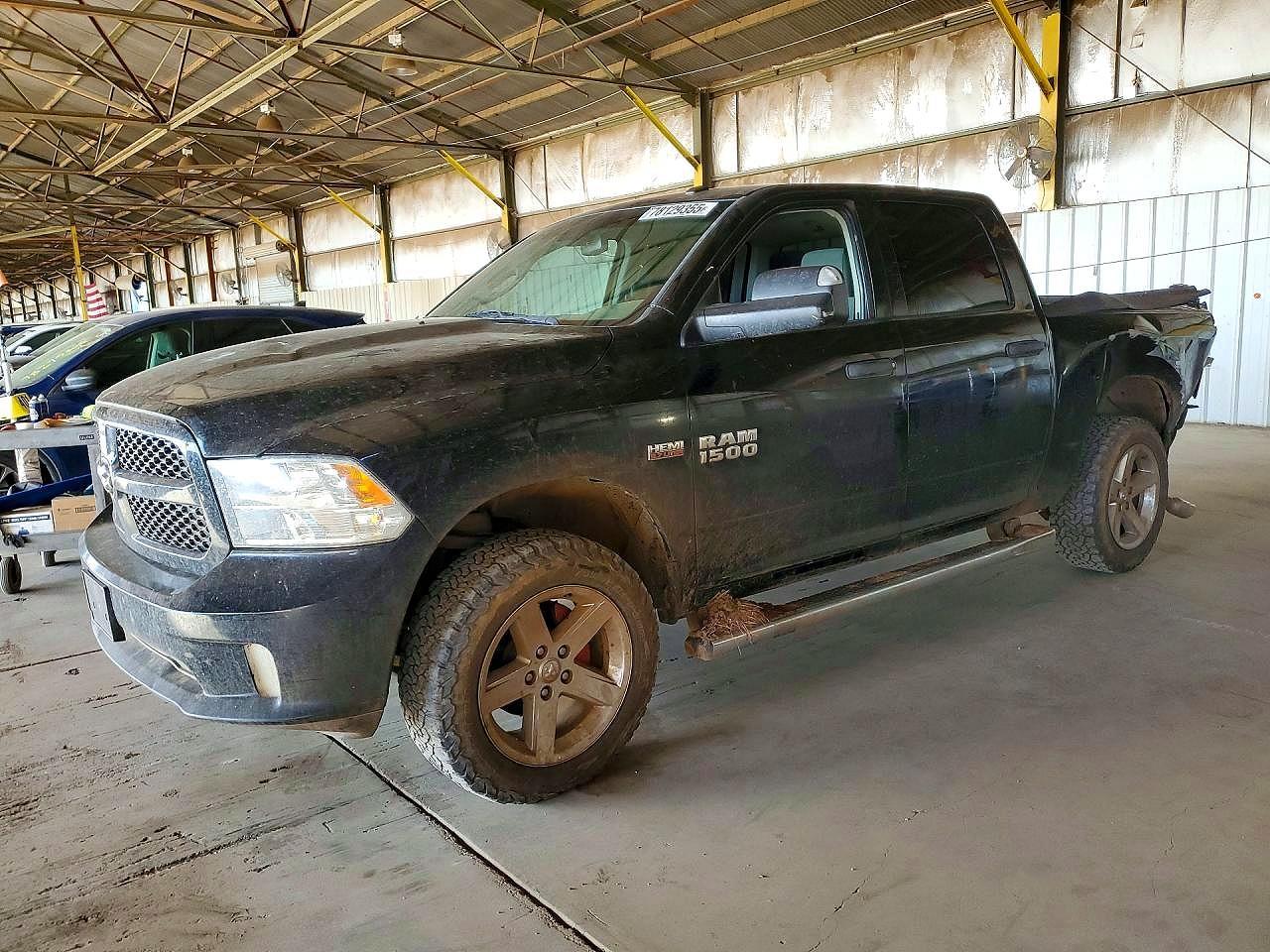 2016 Ram 1500 St - zdjęcie główne