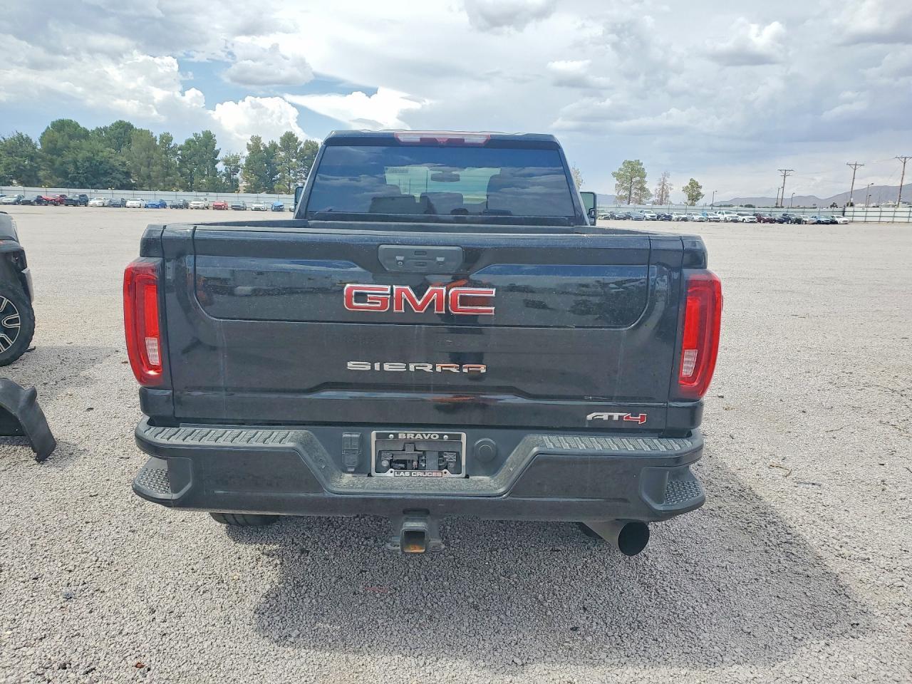 2021 GMC Sierra K2500 At4 - zdjęcie 6