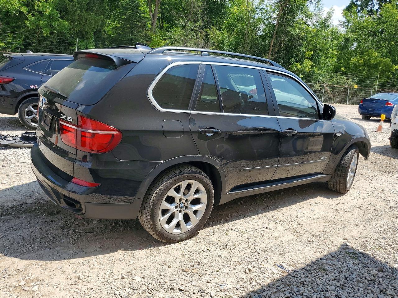 2013 BMW X5 xDrive35I - zdjęcie 3
