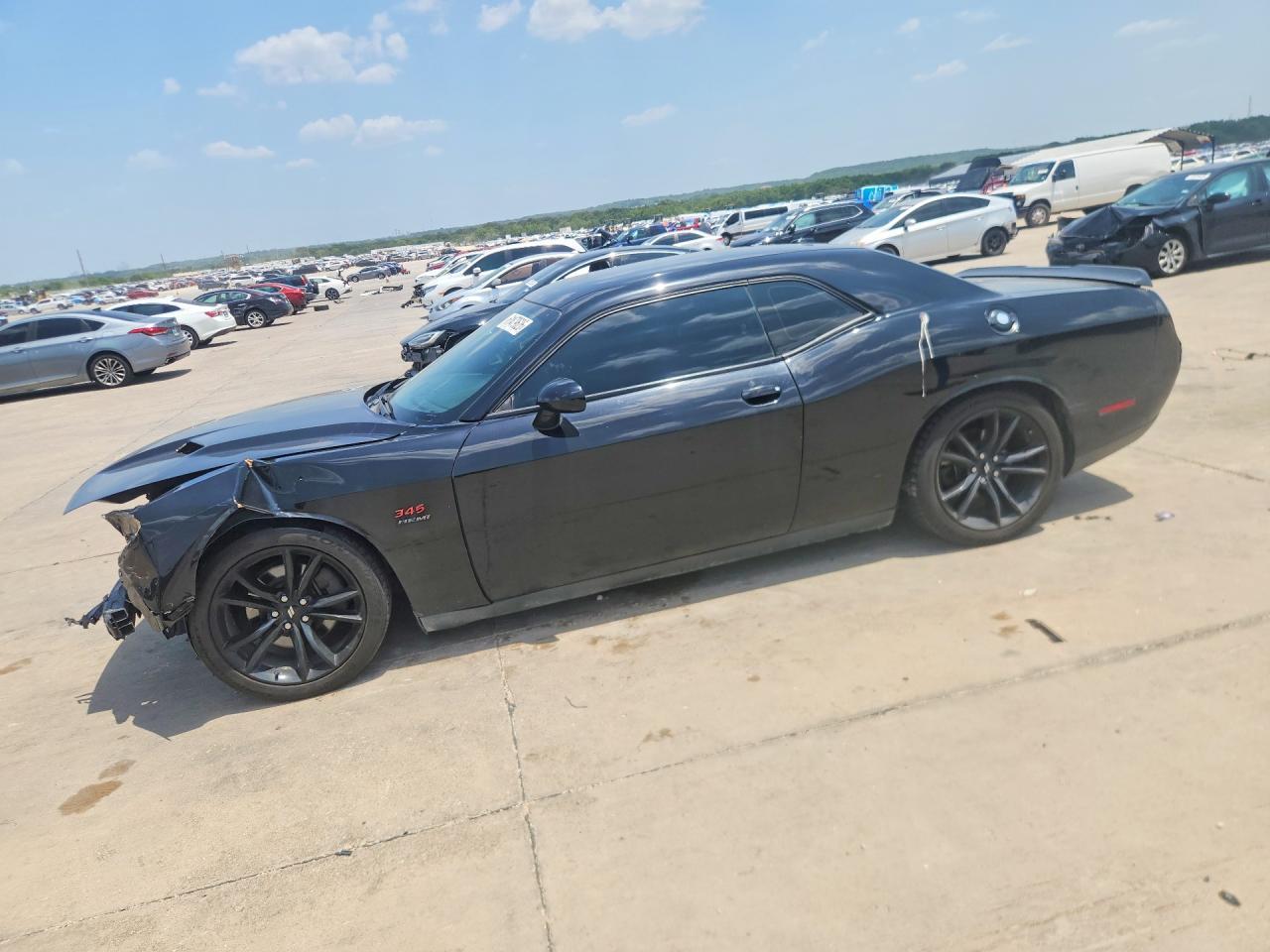 2018 Dodge Challenger R/T - zdjęcie główne