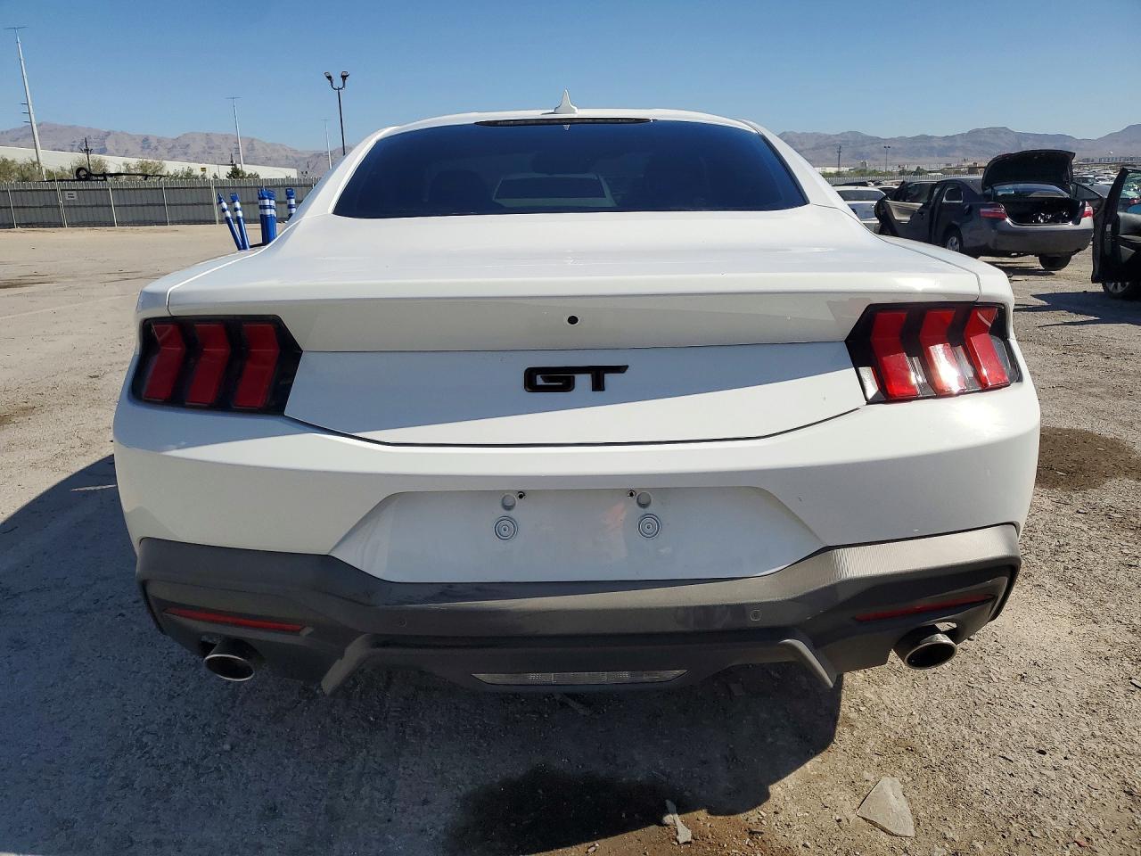 2025 Ford Mustang Gt - zdjęcie 6