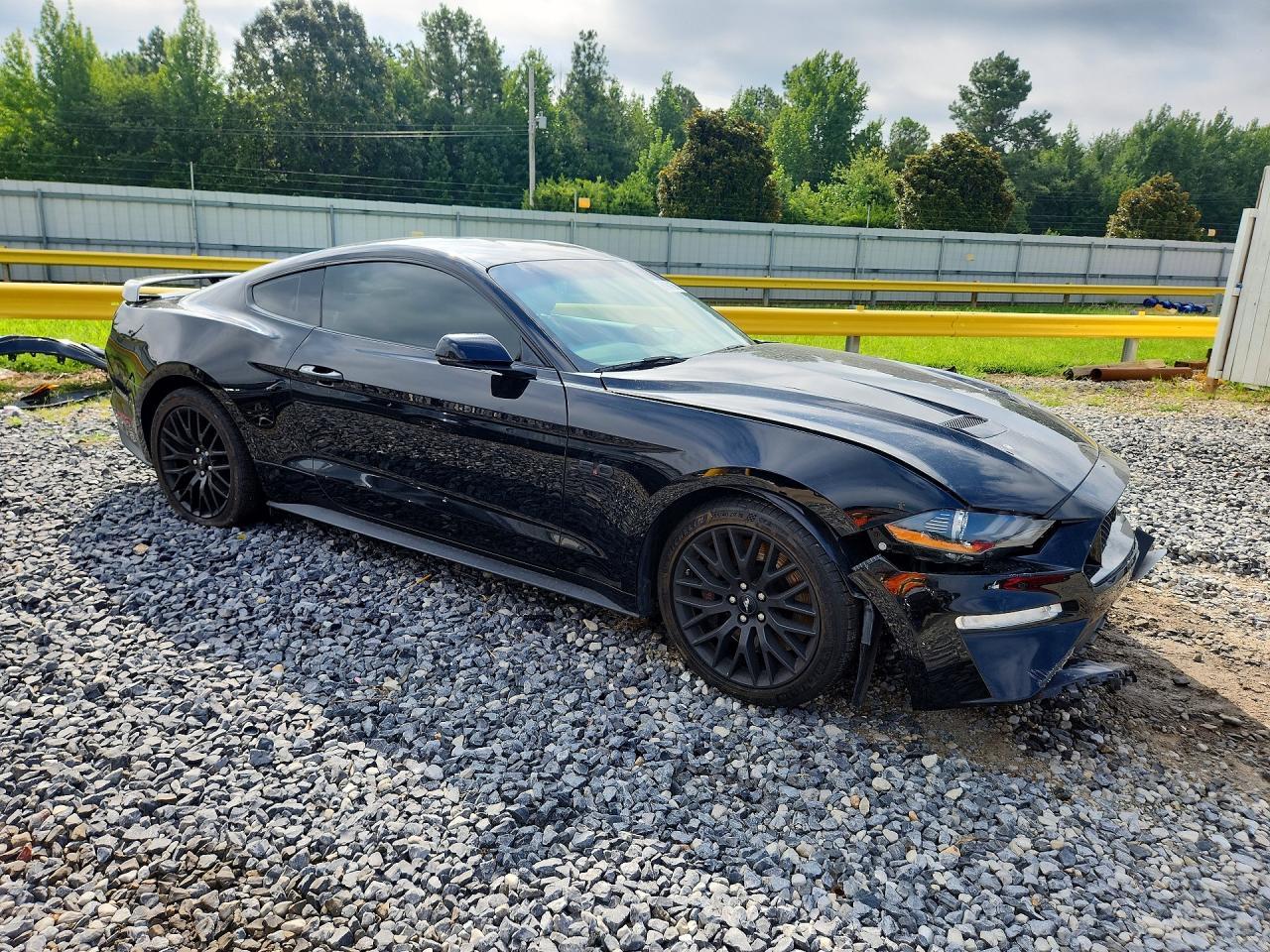 2019 Ford Mustang Gt - zdjęcie 4
