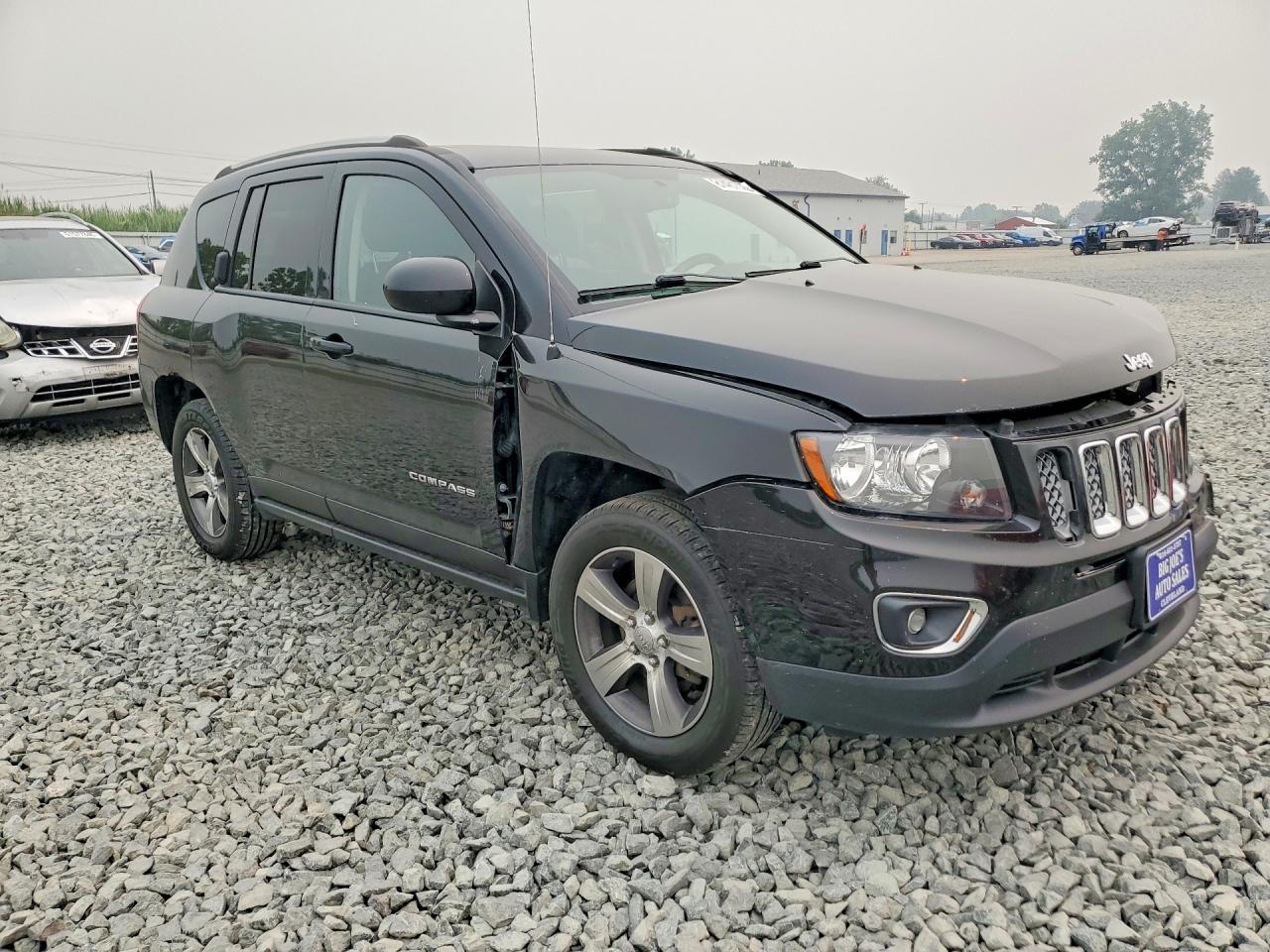 2017 Jeep Compass Latitude - zdjęcie 4