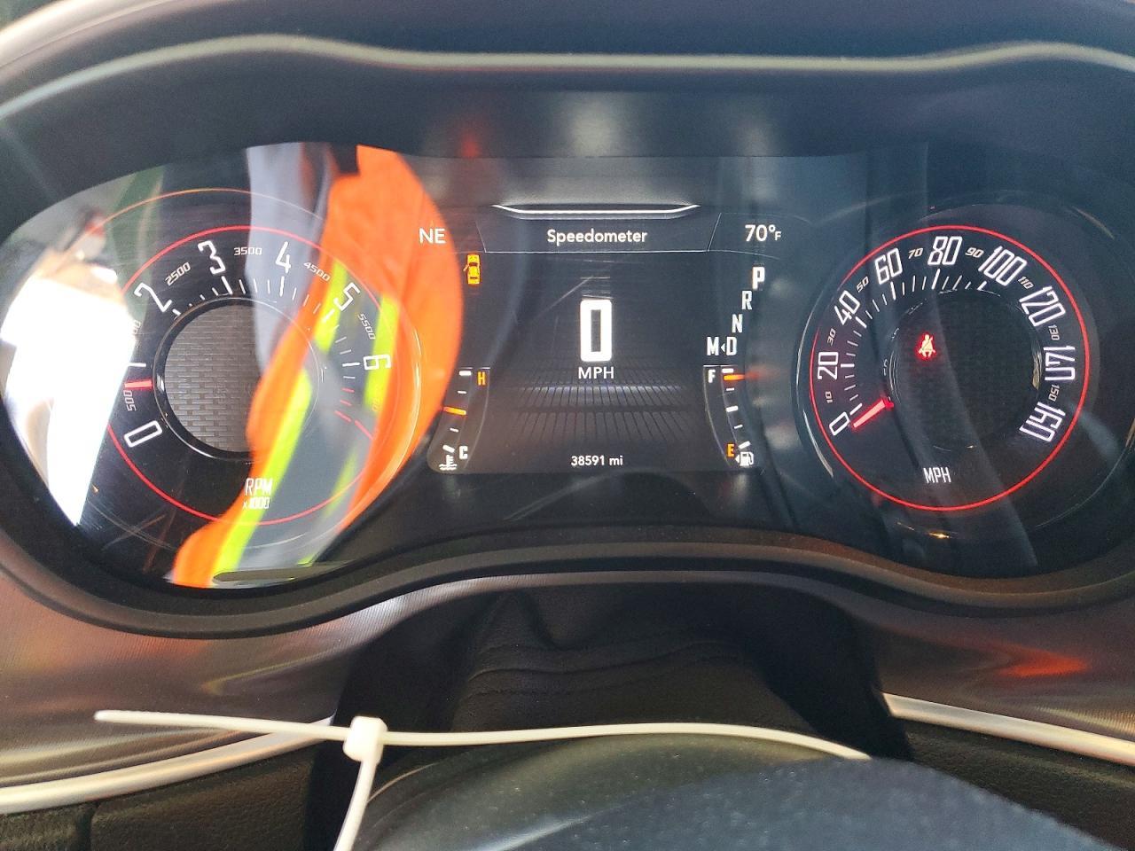 2021 Dodge Challenger Sxt - zdjęcie 9