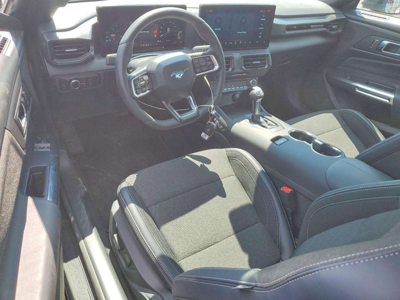 2026 Ford Mustang - zdjęcie 8