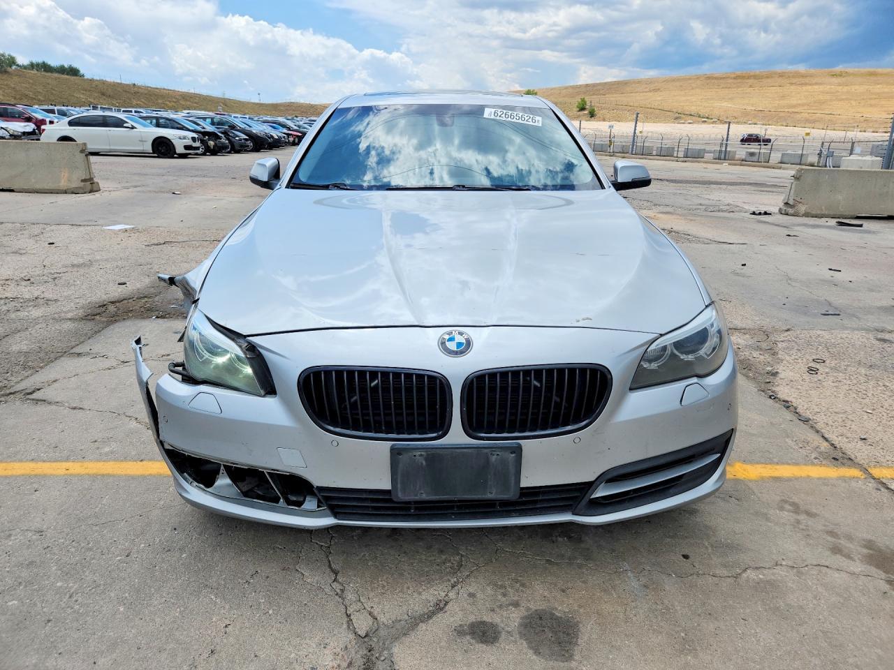 2014 BMW Seria 5 528i - zdjęcie 5