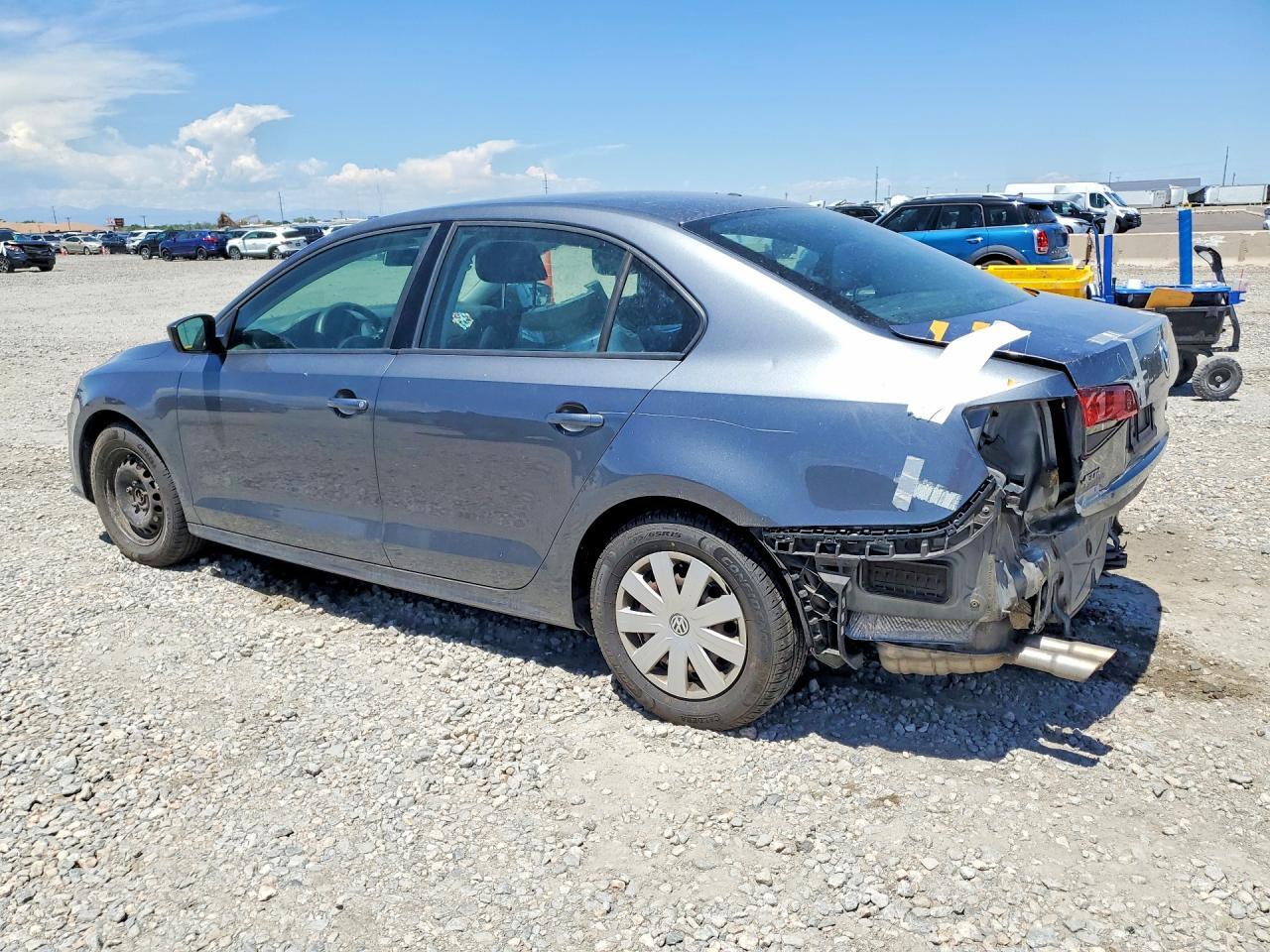 2016 Volkswagen Jetta S - zdjęcie 2