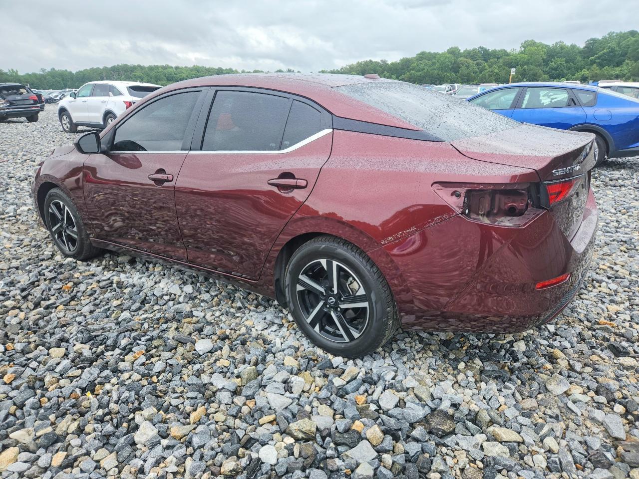2024 Nissan Sentra Sv - zdjęcie 2