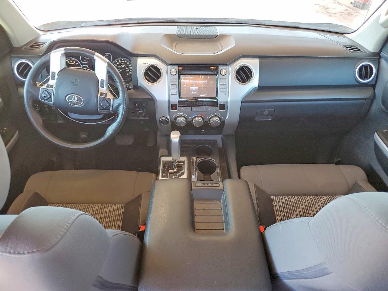 2019 Toyota Tundra Sr5 - zdjęcie 8