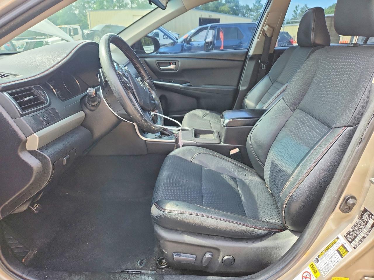 2015 Toyota Camry Se - zdjęcie 7