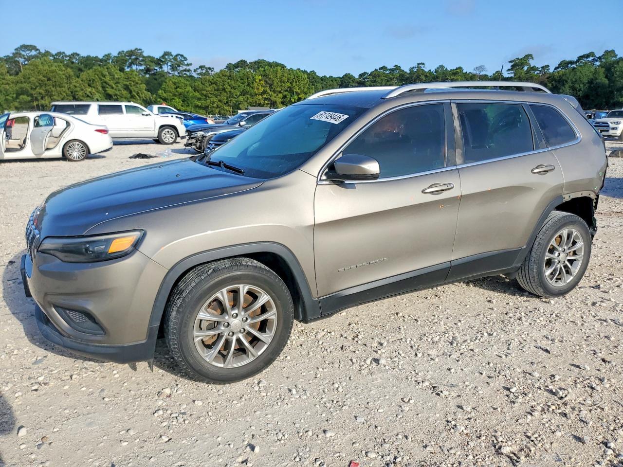 2019 Jeep Cherokee Latitude Plus - zdjęcie główne