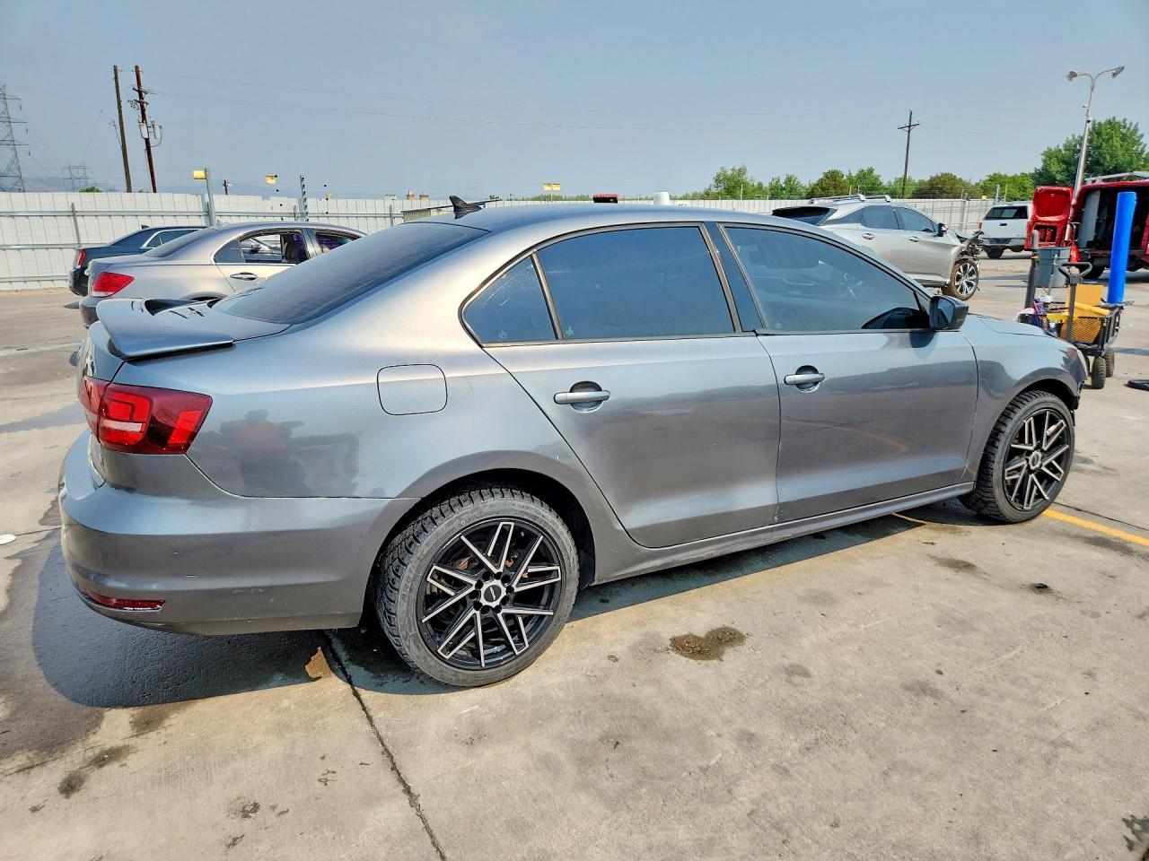 2016 Volkswagen Jetta S - zdjęcie 3