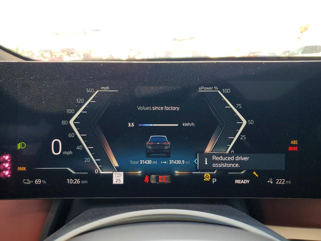 2025 BMW Ix xDrive50 - zdjęcie 9