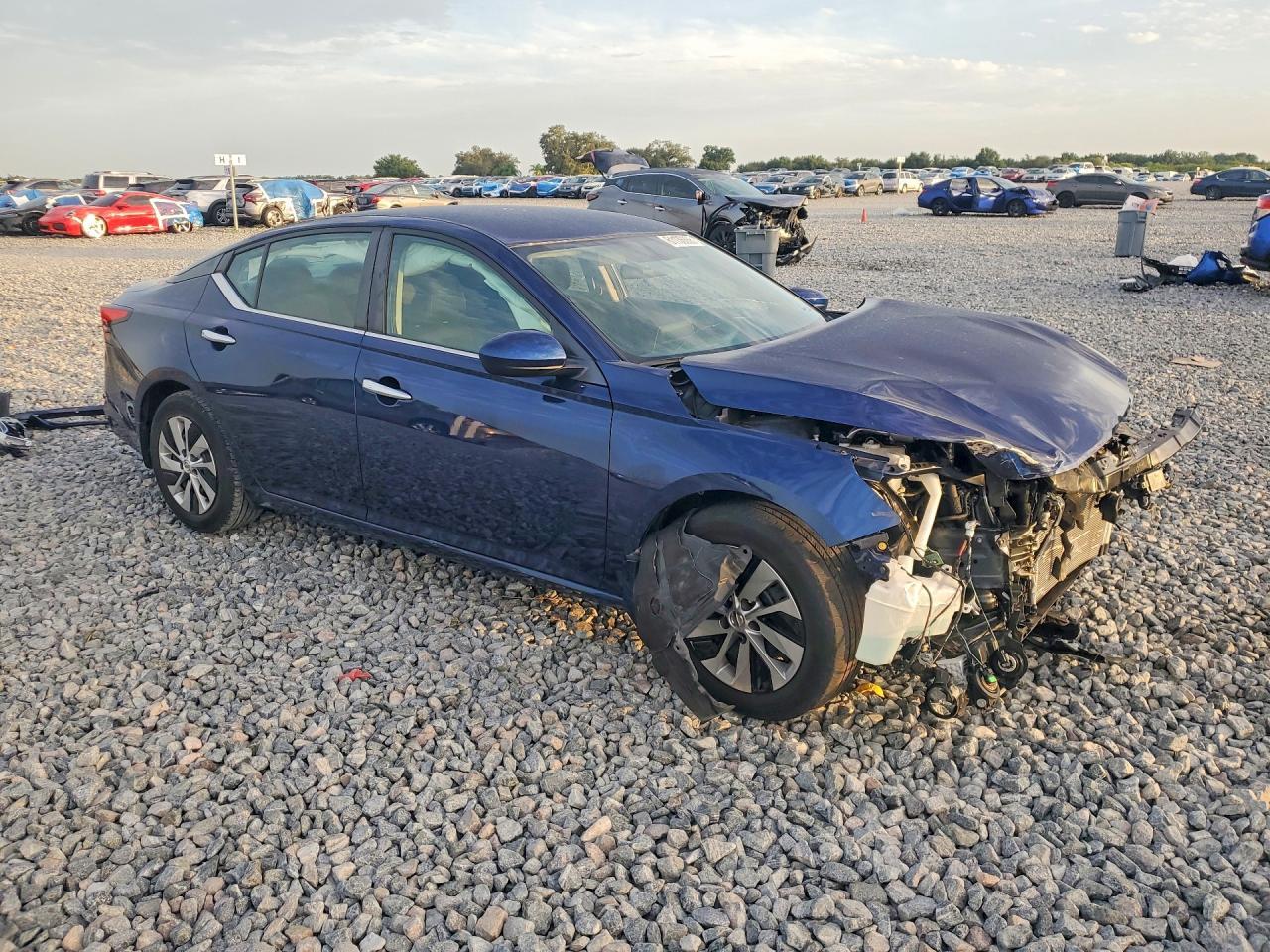 2019 Nissan Altima S - zdjęcie 4