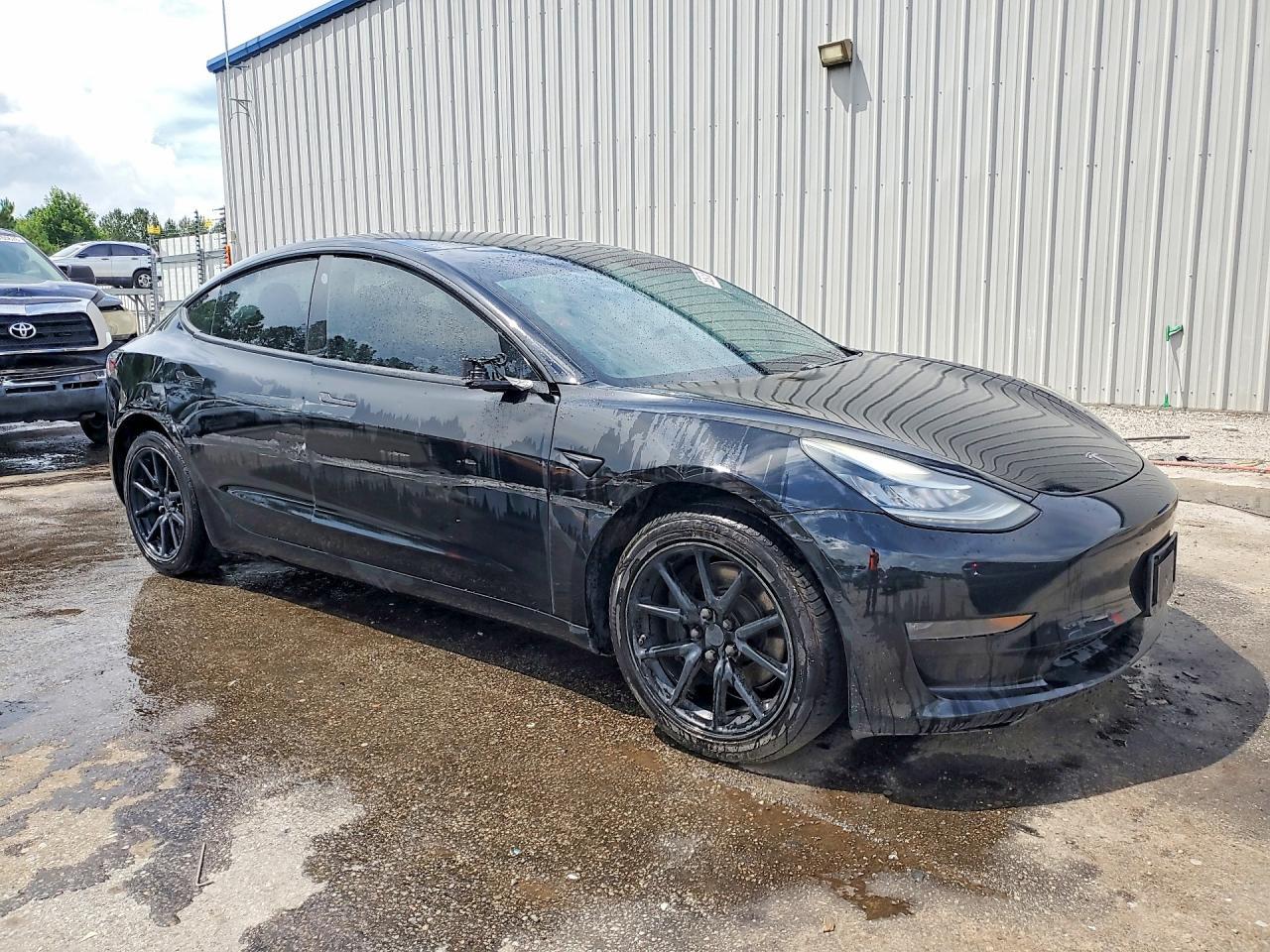 2018 Tesla Model 3 - zdjęcie 4