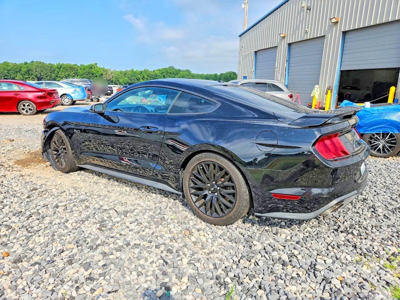 2019 Ford Mustang Gt - zdjęcie 2