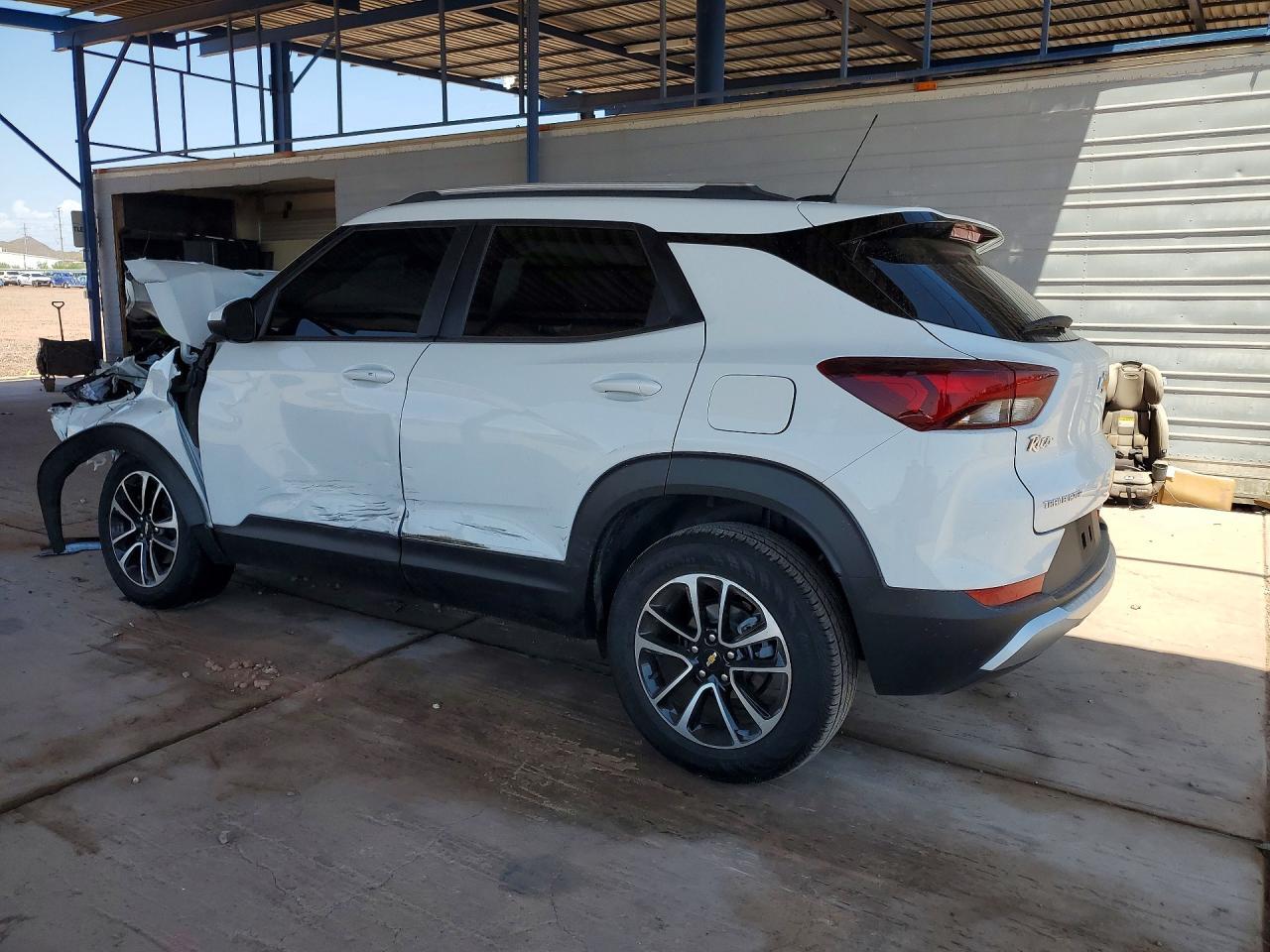 2025 Chevrolet Trailblazer Lt - zdjęcie 2