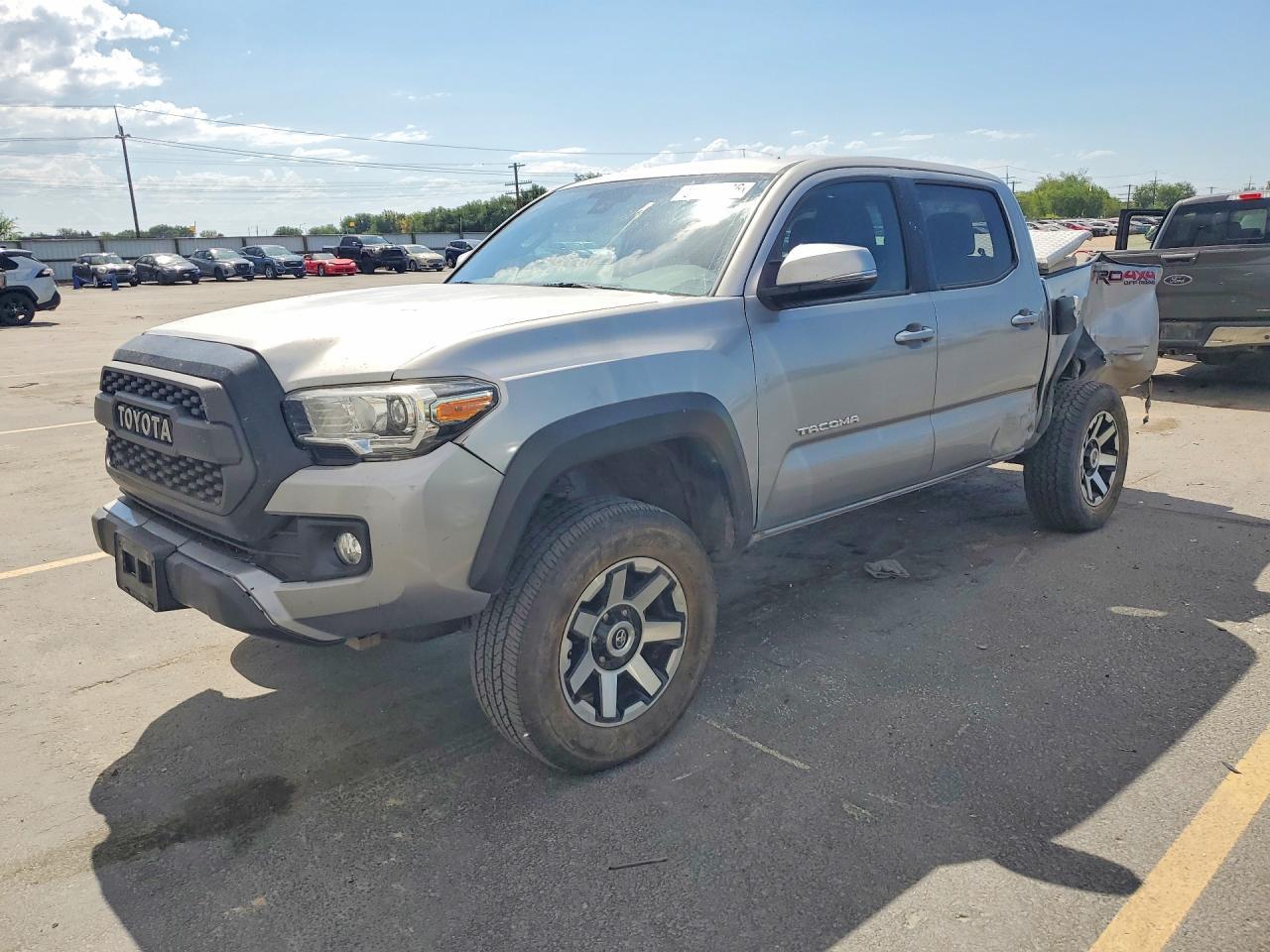 2018 Toyota Tacoma Trd Off-Road - zdjęcie główne