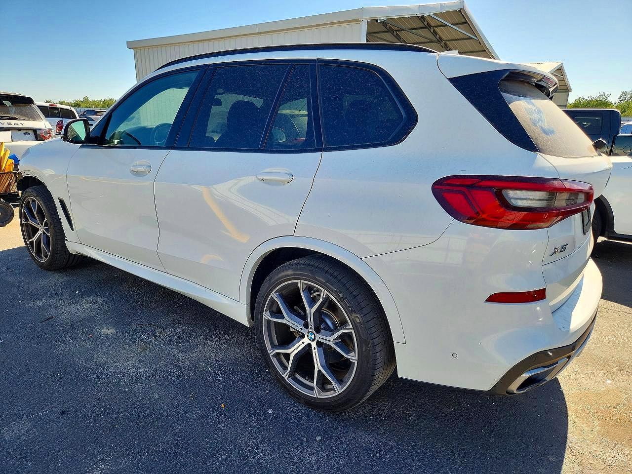 2019 BMW X5 xDrive40I - zdjęcie 2