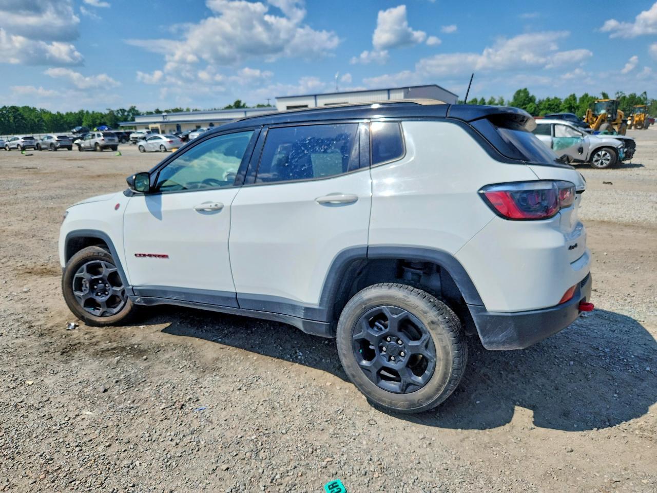 2023 Jeep Compass Trailhawk - zdjęcie 2