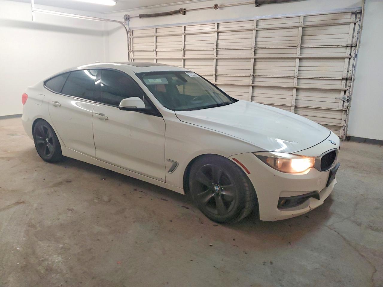 2014 BMW Seria 3 328i - zdjęcie 4