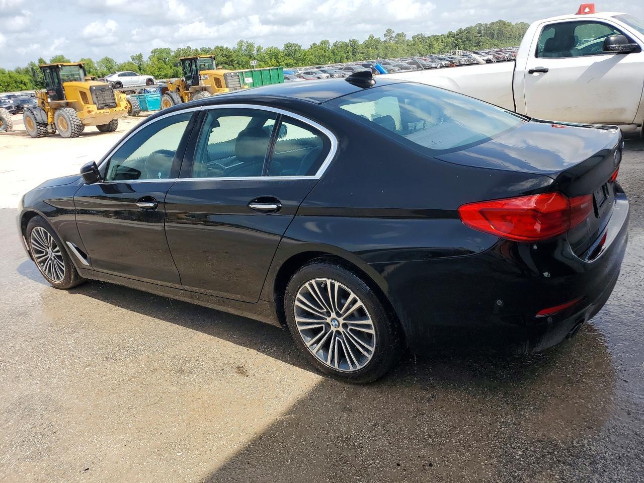 2017 BMW 530 I - zdjęcie 2