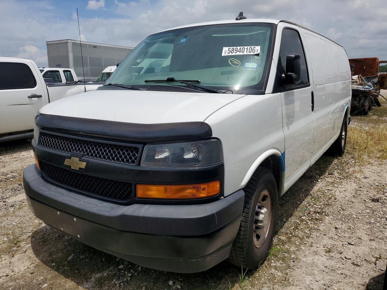 2019 Chevrolet Express G3500 - zdjęcie główne