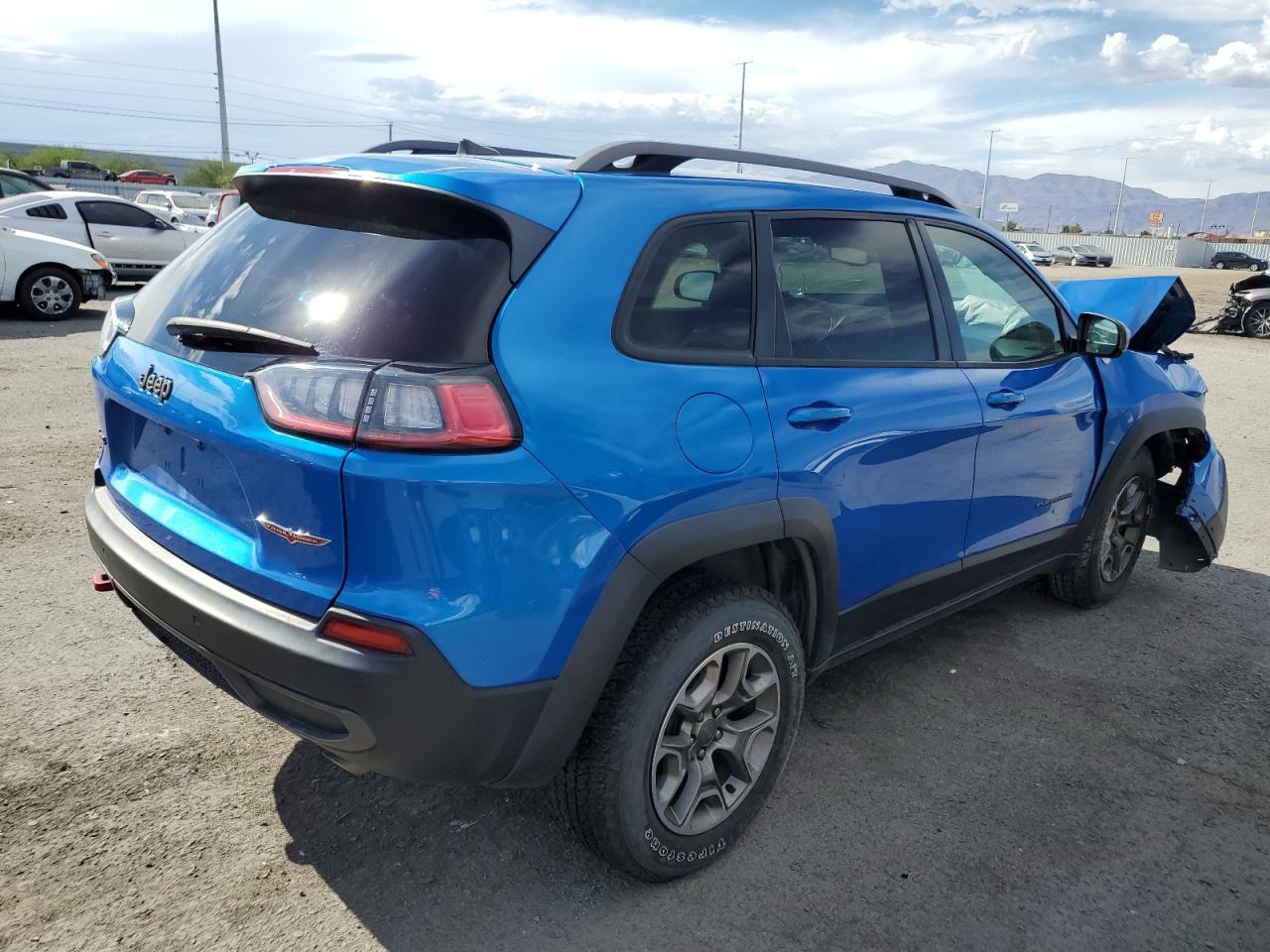 2020 Jeep Cherokee Trailhawk - zdjęcie 3