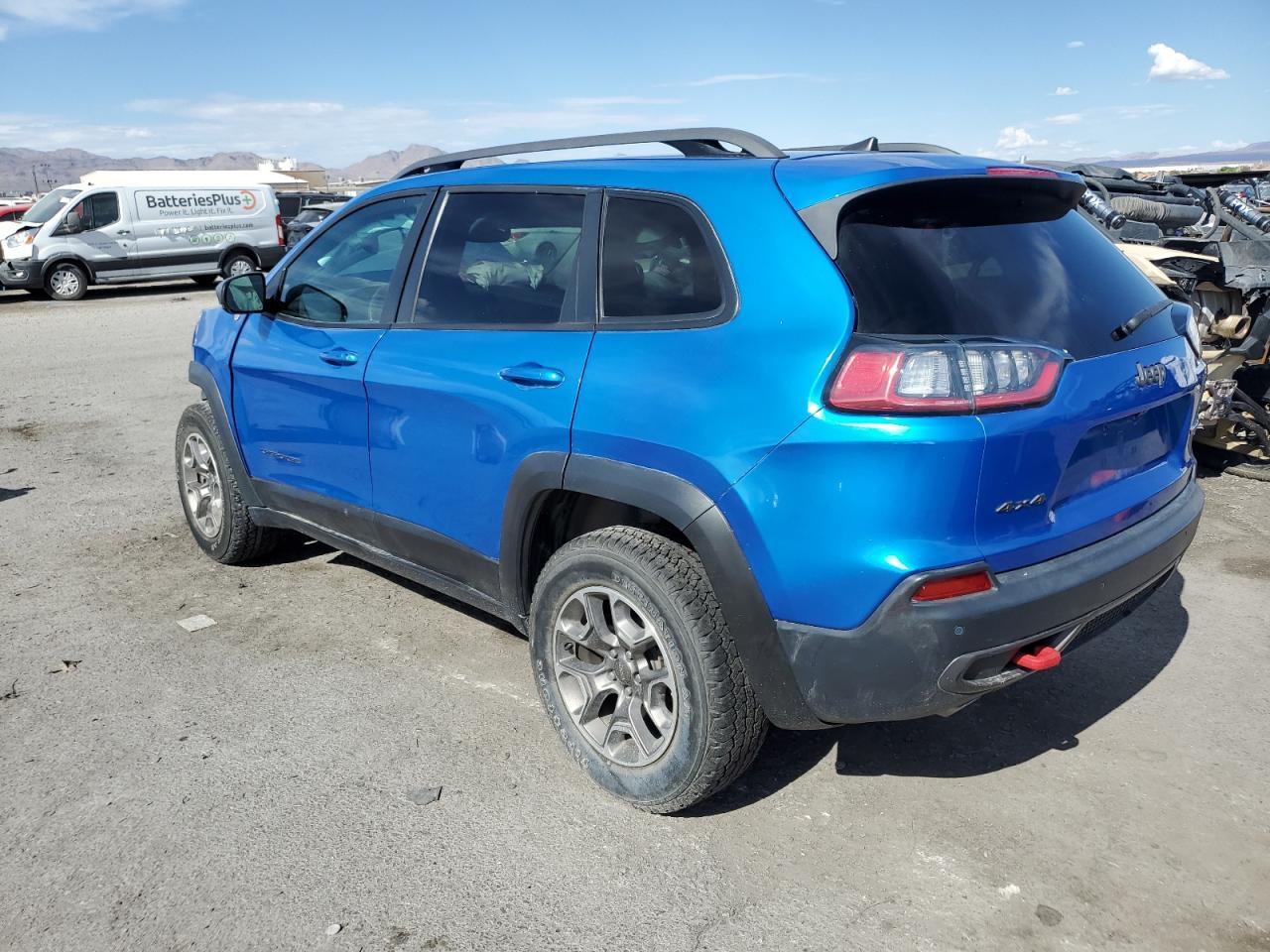 2020 Jeep Cherokee Trailhawk - zdjęcie 2