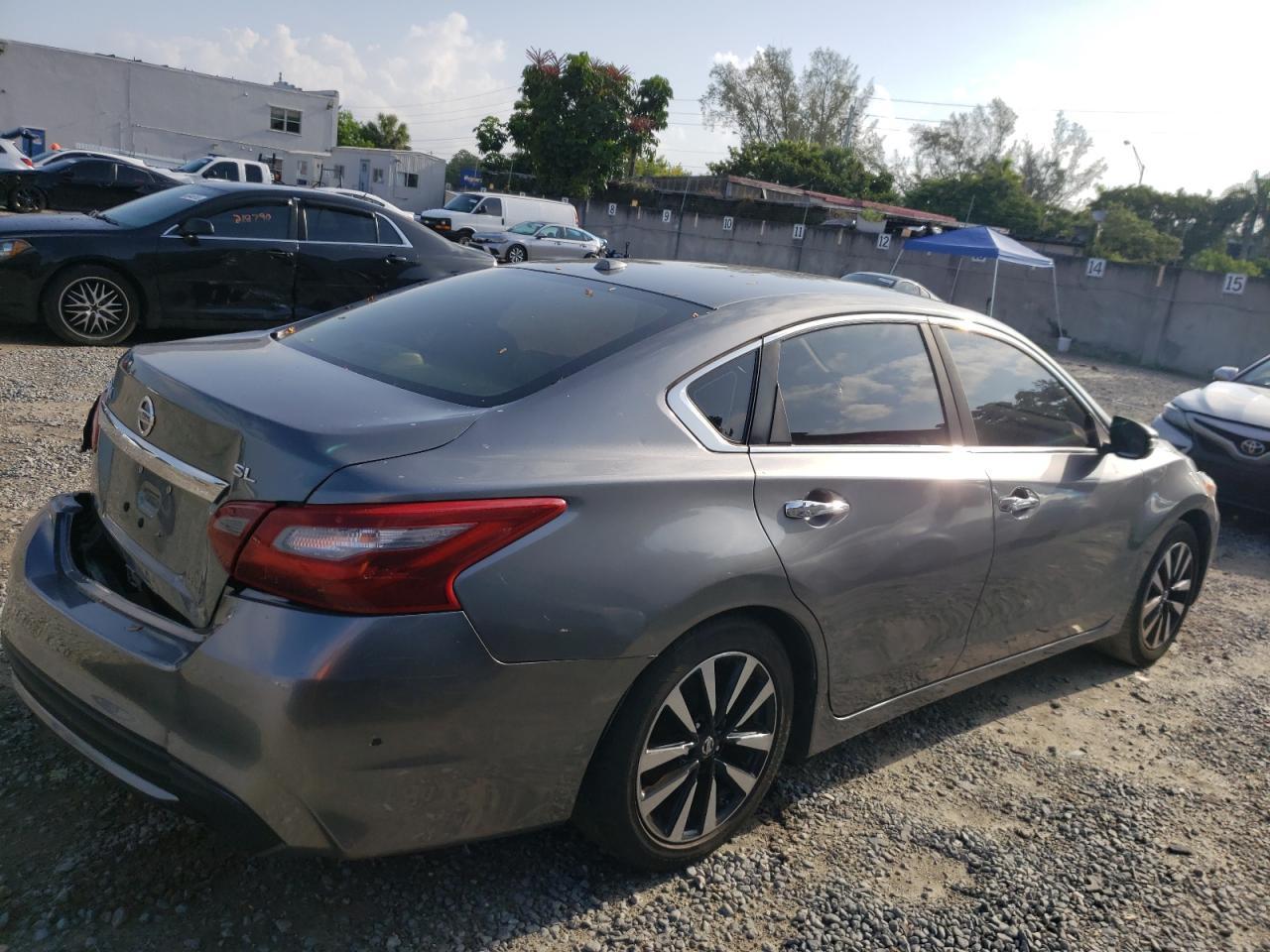 2018 Nissan Altima 2.5 - zdjęcie 3