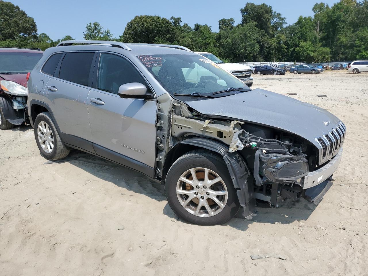 2015 Jeep Cherokee Latitude - zdjęcie 4