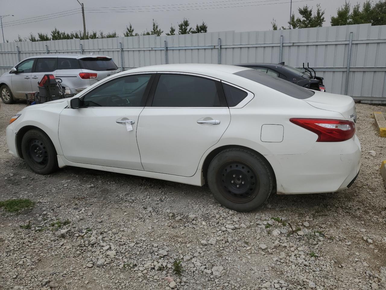 2016 Nissan Altima 2.5 - zdjęcie 2