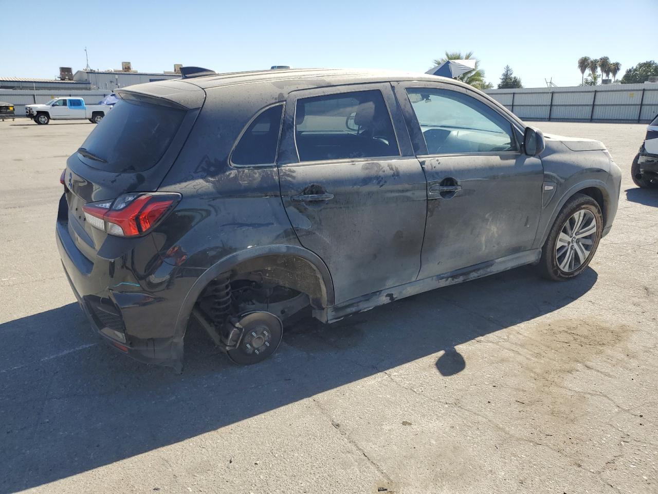 2022 Mitsubishi Outlander Sport Es - zdjęcie 3
