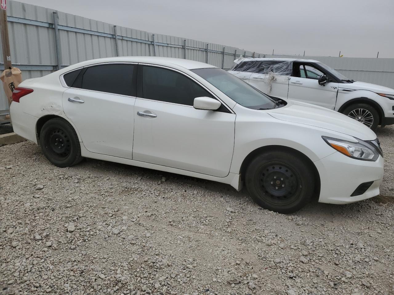 2016 Nissan Altima 2.5 - zdjęcie 4