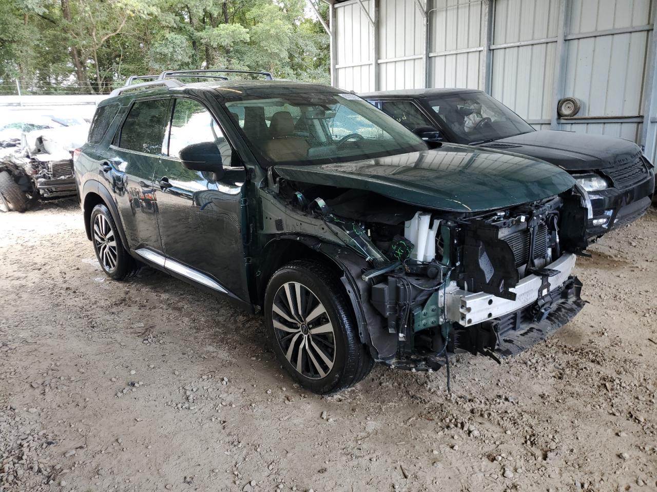 2023 Nissan Pathfinder Platinum - zdjęcie 4