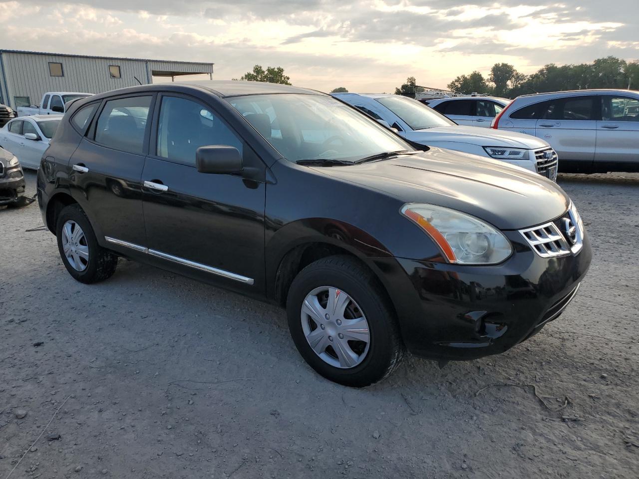 2013 Nissan Rogue S - zdjęcie 4