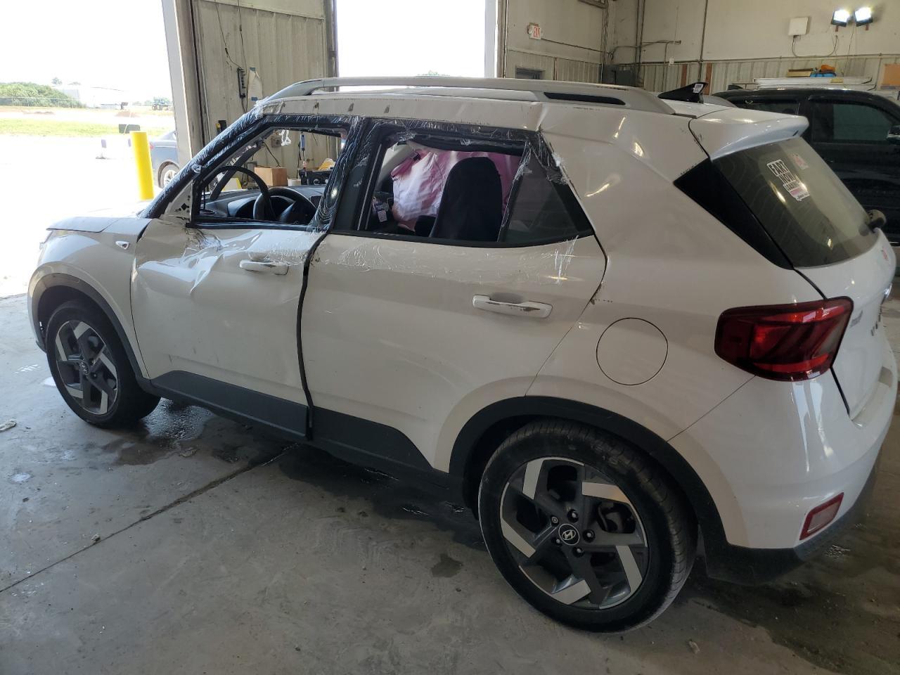 2022 Hyundai Venue Sel - zdjęcie 2